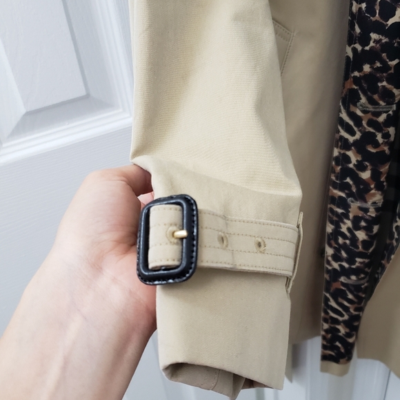 100% Authentic Burberry Sandringham Mid-Length Trenchcoat, Honey Sz 6 US - Picture 7 of 16